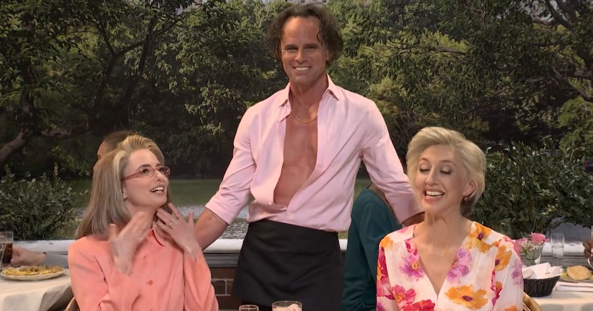 Walton Goggins Charms Your Mom