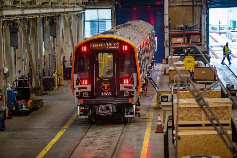 China to Springfield: The MBTA’s 11-YEAR Struggle To GET NEW RED and Orangate Line Cars