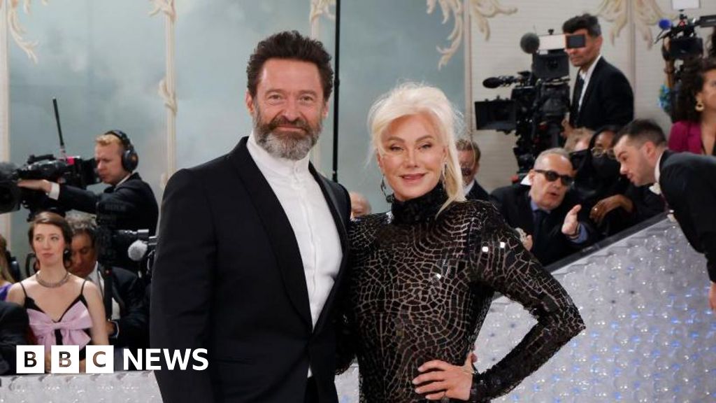Deborra-lee suppcribes ‘Betrayal’ Amid Hugh Jackman Divorce