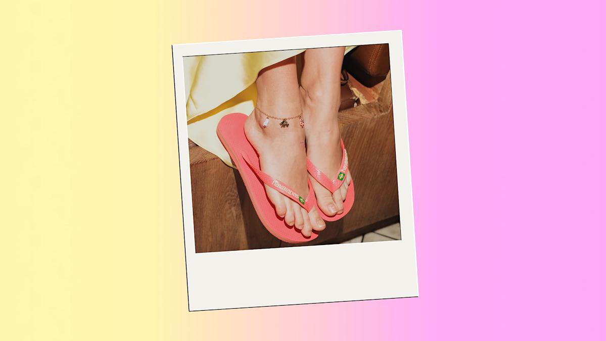 Gigi Hadid Just Confirmed the Anklet Trend Resurgency for Summer 2025