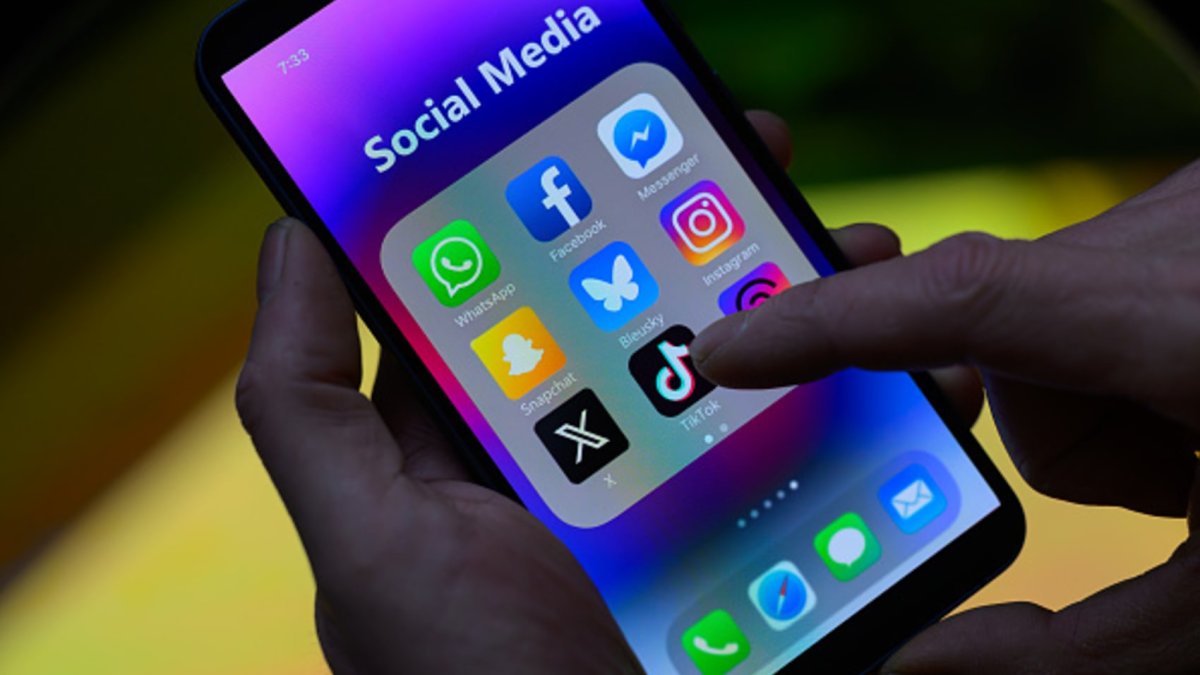 Texas May Ban Social Media Forward 18 – NBC 5 DALAS-FORT WORT