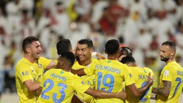 الفتح يستقبل النصر في آر جولات الدوري .. من يفرض كلمته؟