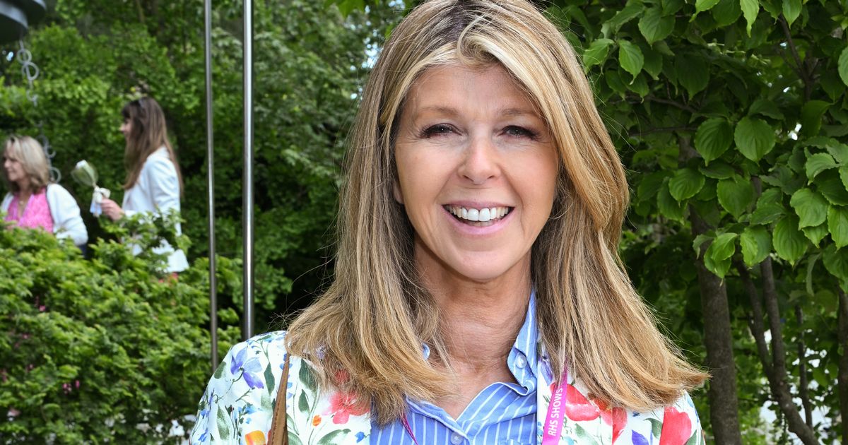 Kate Garraway Stuns in Floral Trouse Suit at Chelsea Flower Show