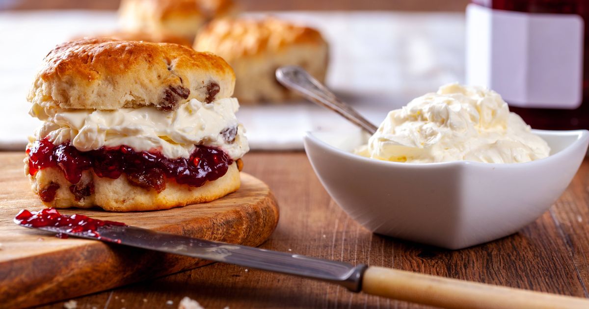 American ‘Solves’ British Argument on How to Prepare a Scone But Brits Aren’t Impresssed