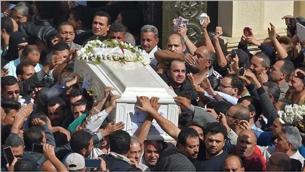 وفاة ممثل وفنان عربي شهير منذ قليل بعد صراع مع مرض السرطان والخبر يضج وسائل الإعلام العربية