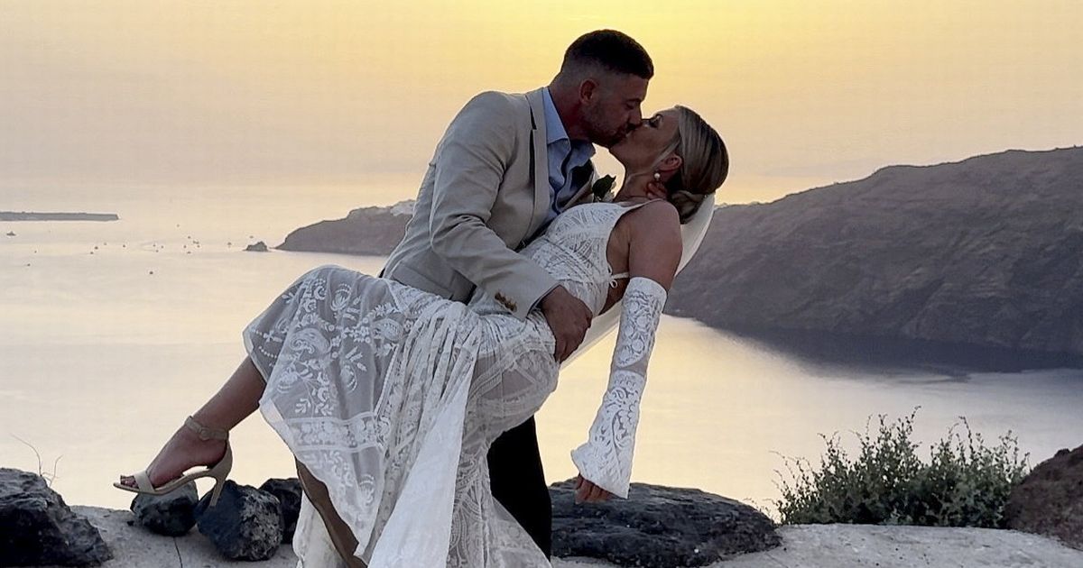 ‘My £ 45K Wedding was ruined after husband did the Most Stupid Thing’