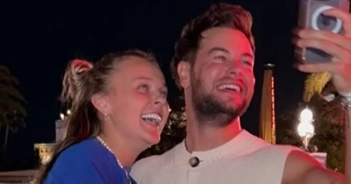 Jojo Siwa Fans Are Convinced She’s Confirmed Chris Hughes Romance With Oncestage Tribet