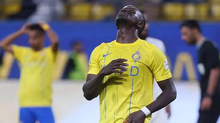 ساديو ماني يهاجم جماهير النصر السعودي بعد الموسم الصفري
