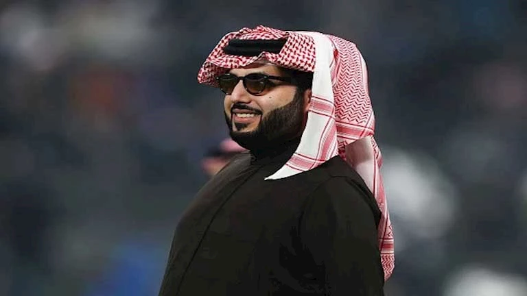 بحثا عن الاستثمار.