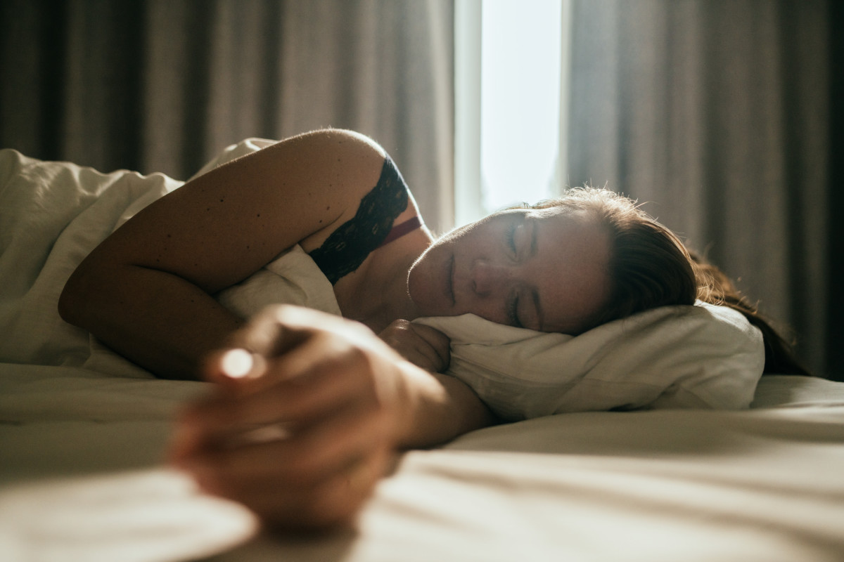 This Bedroom Staple Ages Skin – Here’s What a Dermatologist Says to Do About It