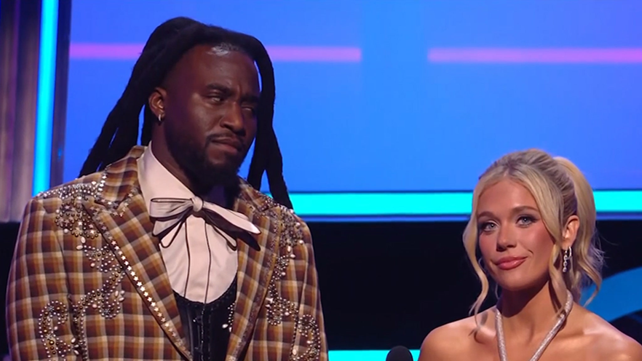 Shaboosey Shades Megan Moroney’s CLAIM CARTER FAMILY INVENTED COUNTRY AT AMAS