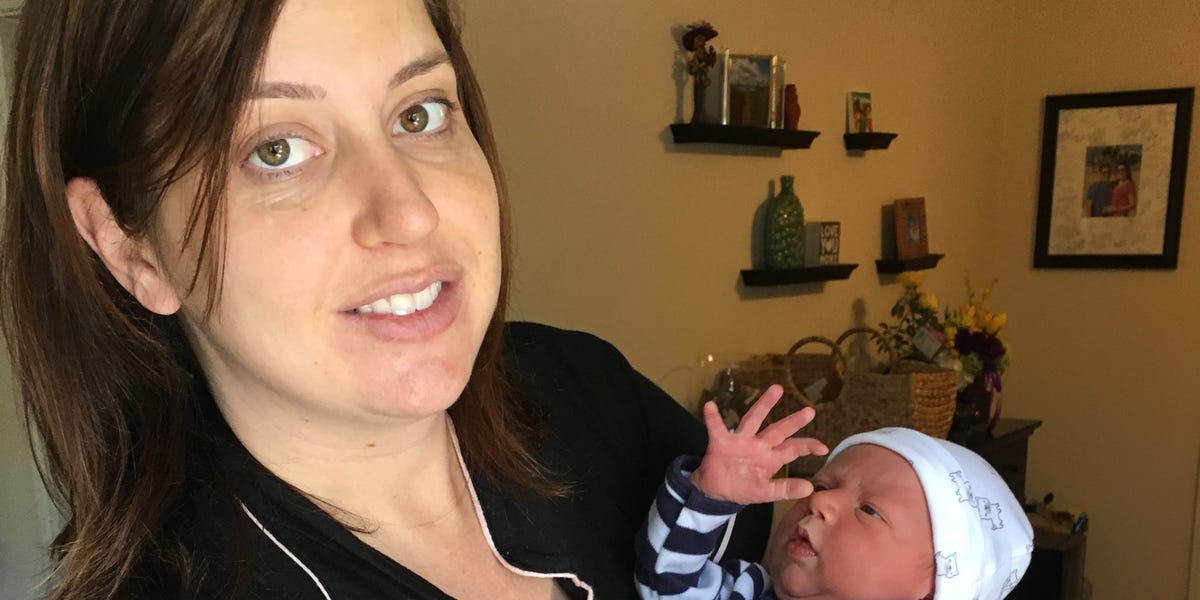 The Loneliest Days of My Life Were Spent as a Stay-at-Home mom