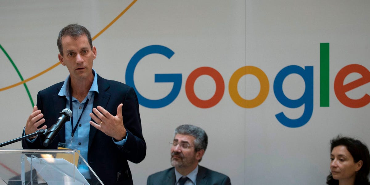 Google Chief Scientist PREDICTS AI COULD Perform at Junior Coder Level in Year
