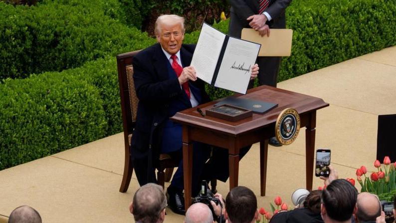 Is there a “court coup” against the Trump administration already?- Washington Post