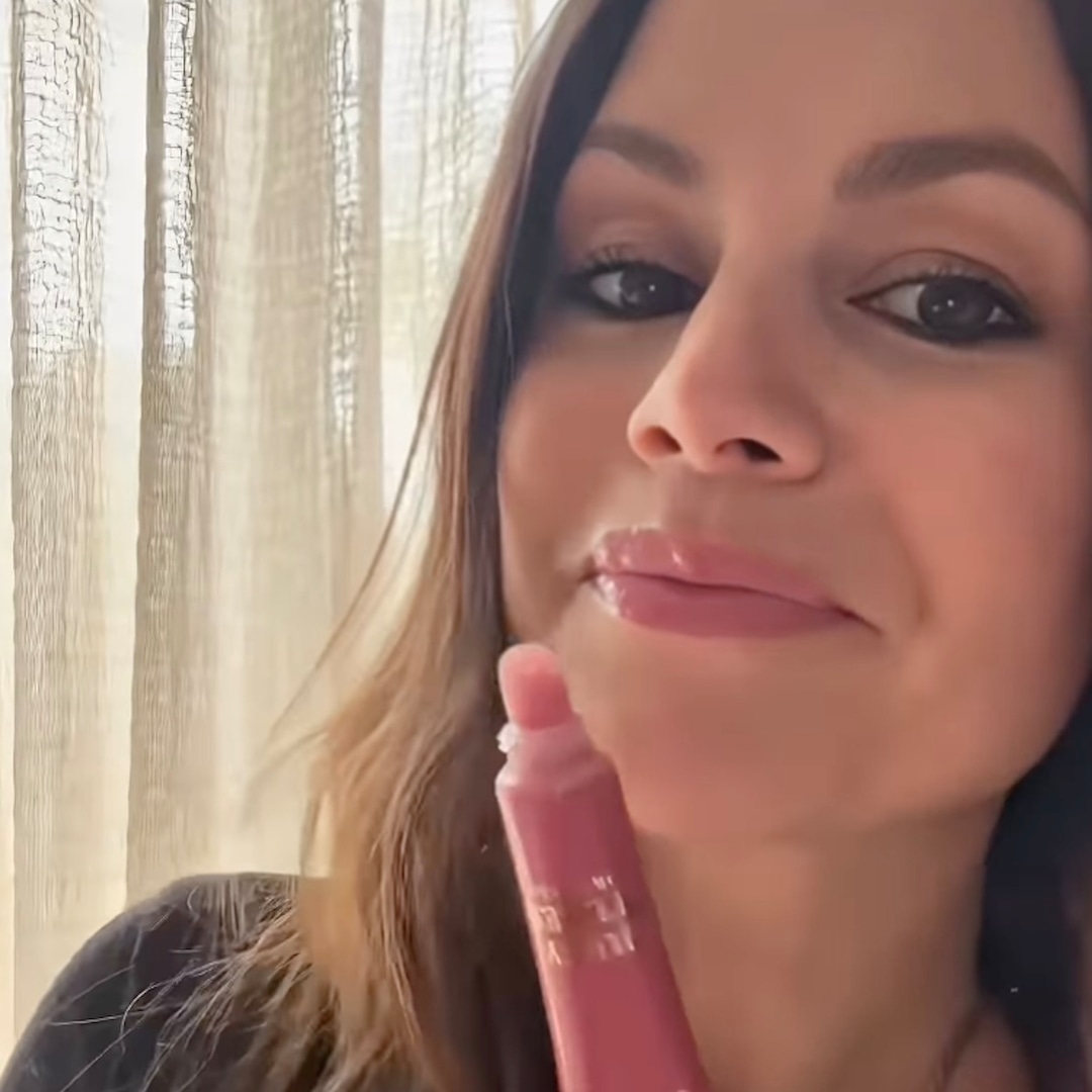 Lancôme Juicy Tubes Are Back: Hilary Duff, Amanda Seyfried & More Remminisce in the Juicy Campaign