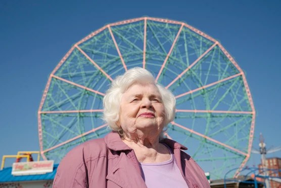 Scarlett Johansson Directs June Squibb
