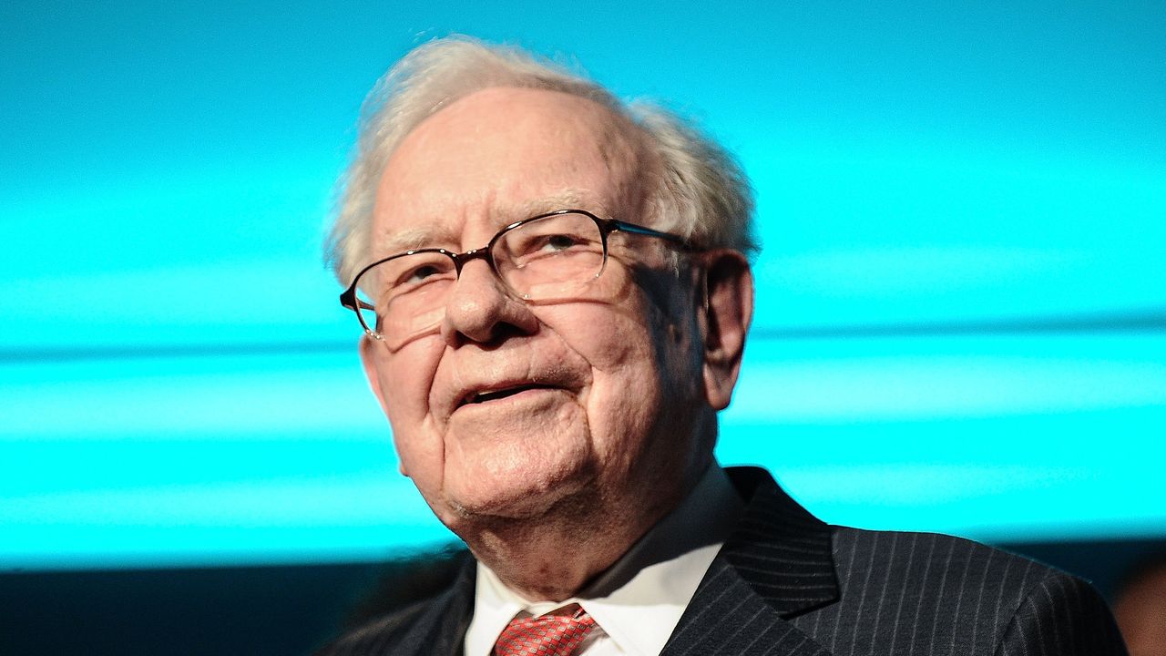 Warren Buffett’s Houses: Inside The Billionaire’s Long-Standing Propperties