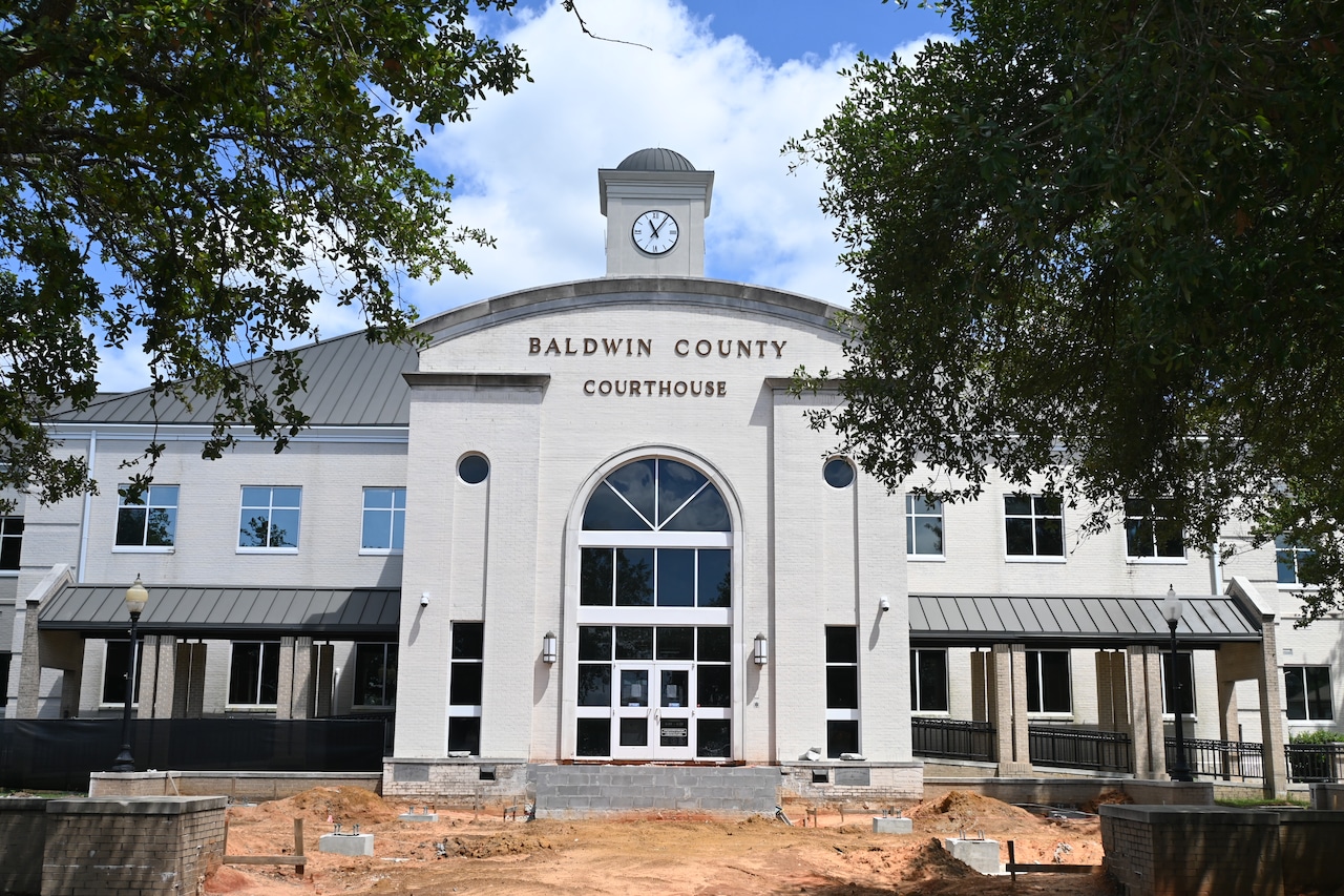Baldwin COUNDY COUNTROOM SPACE ISSUE Resolved with New Alabama Law