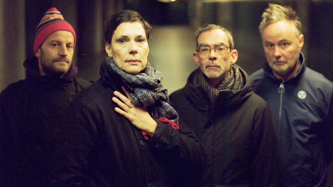 8 New Albums You Shouldten to Now: Sterolab, Emerz, and More