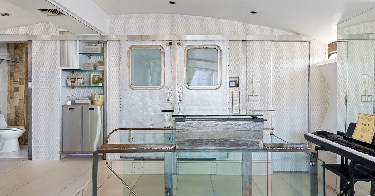 An Architect’s West Village Penthouse with Subway Doors
