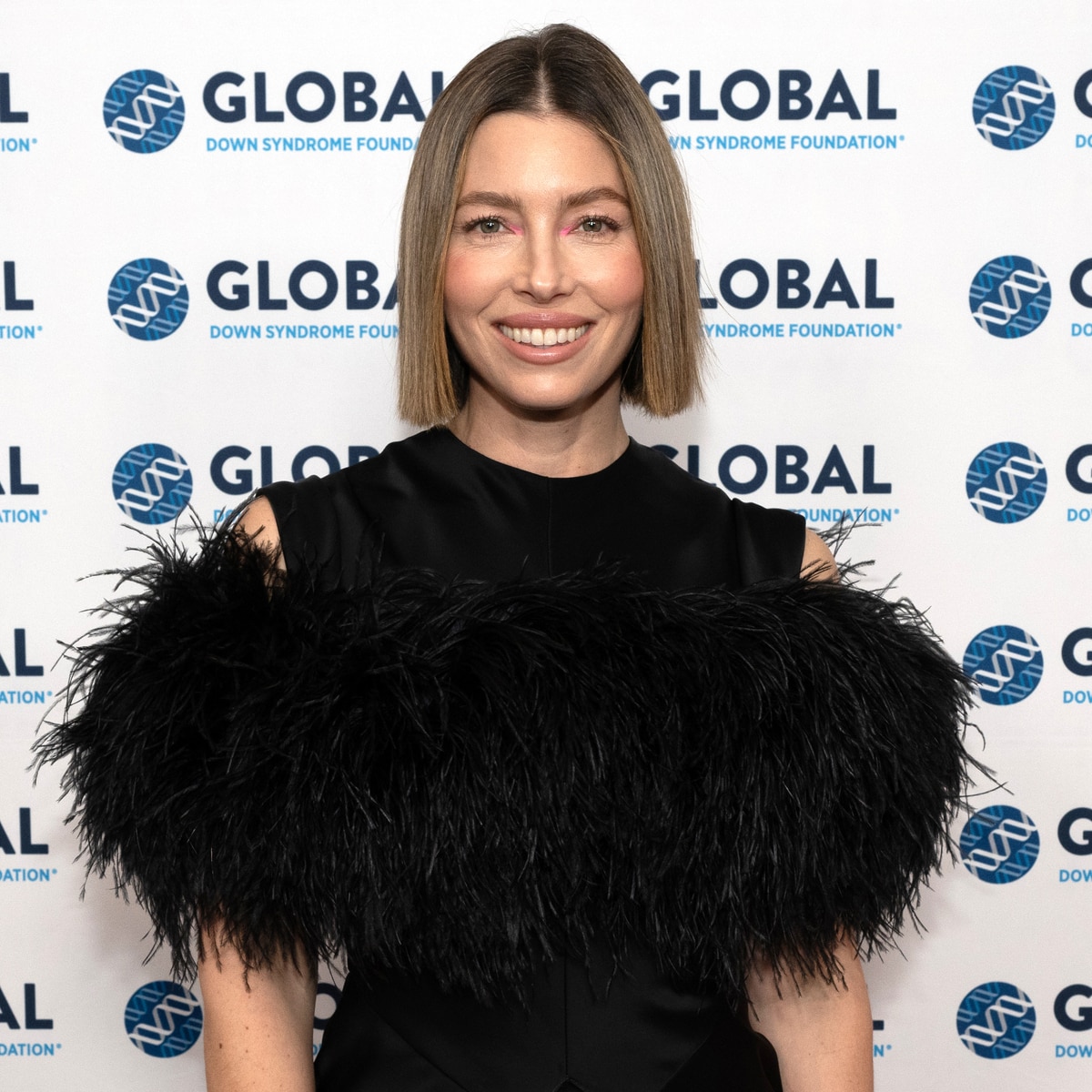 Jessica Biel Details “Strange” Notebook Audition with Ryan Gosling