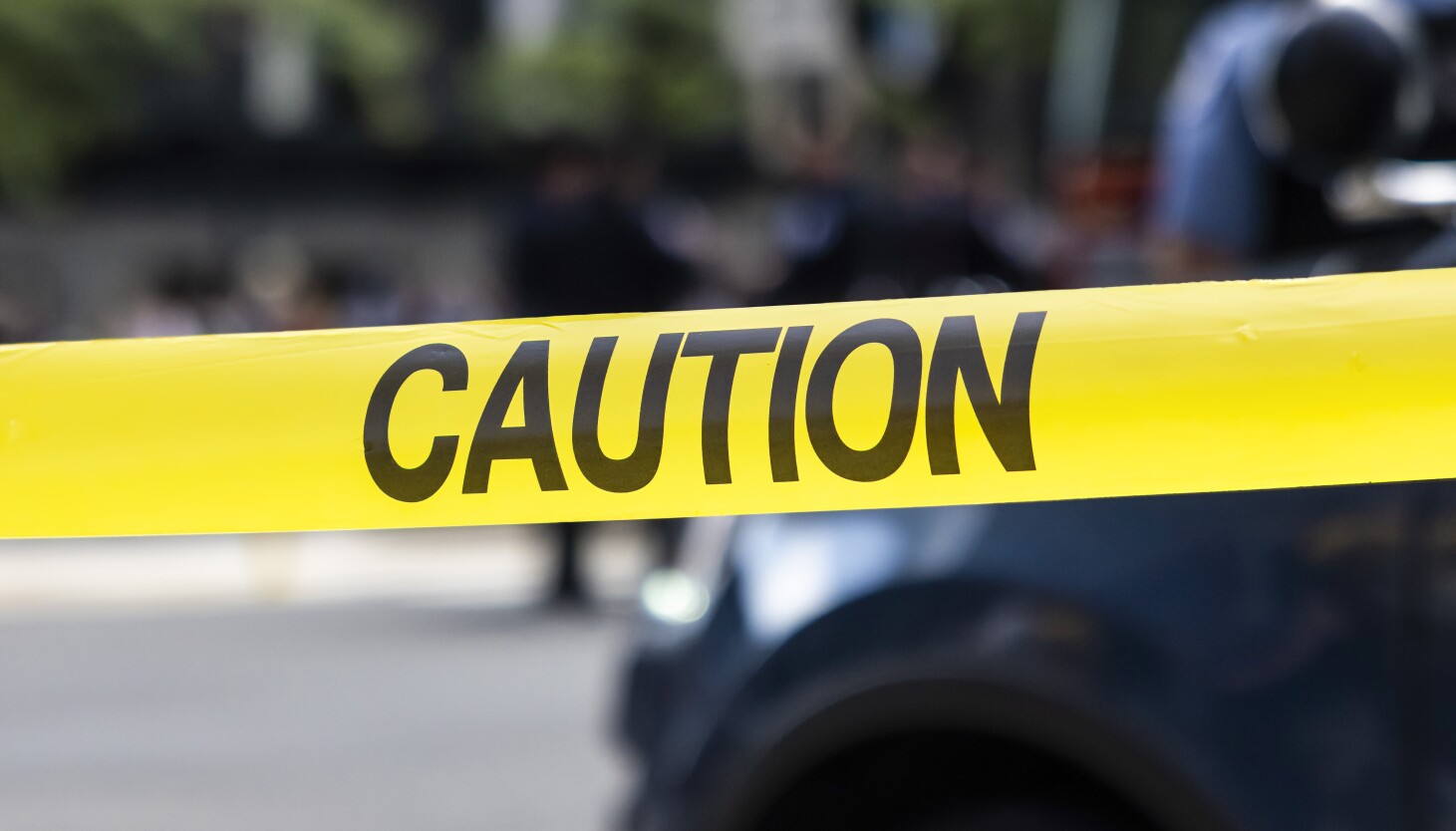 1 Man Shot Dead, 1 Critically Wounded at Roseland Business