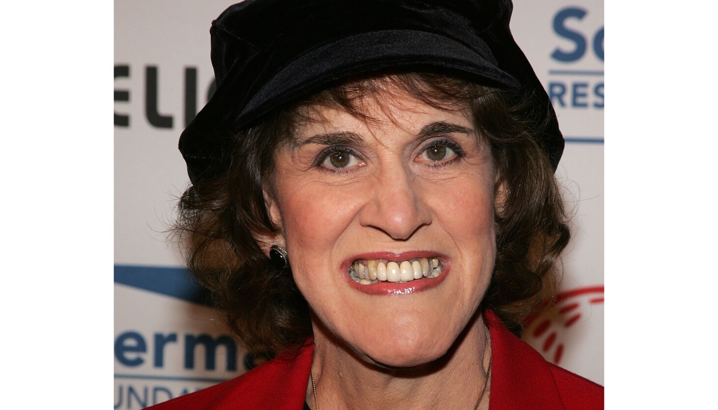 Ruth Buzzi, ‘Laugh-in’ COMEDIAN with Signature Black Purse, Dies at 88