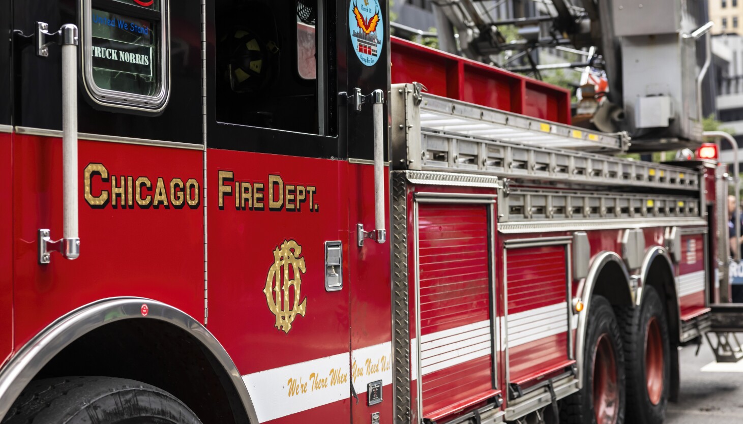 Man dies in fire at Little Village Homeless Encampment