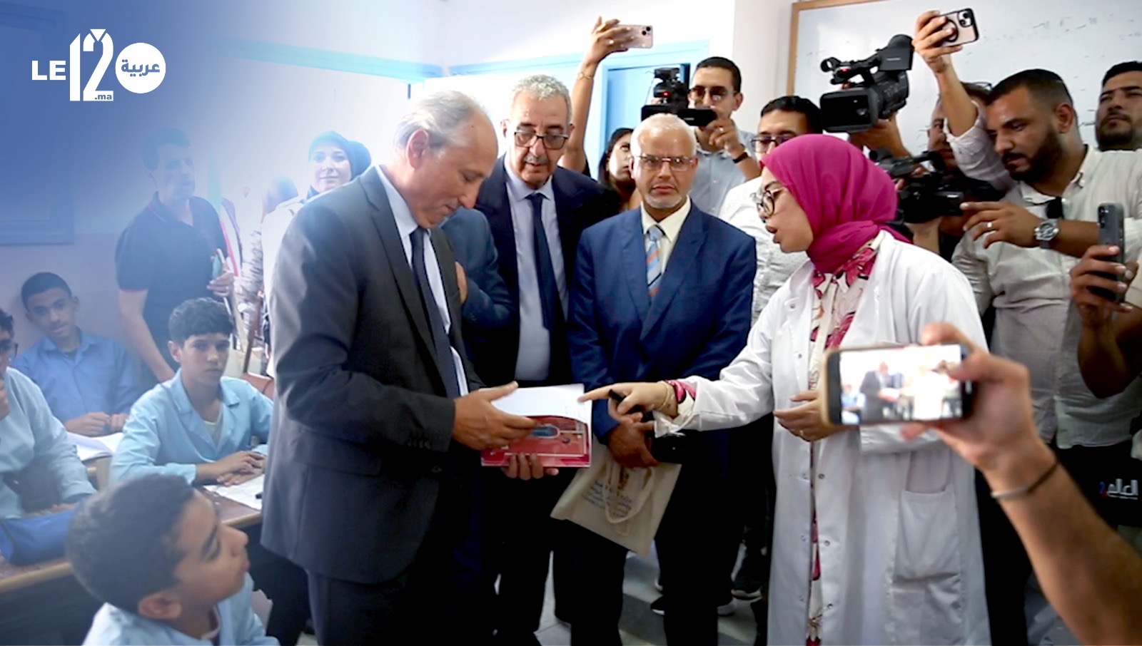 شاهد الوزير برادة يطلق مسلسل الزيادات المفاجئة للمداس من الرباط