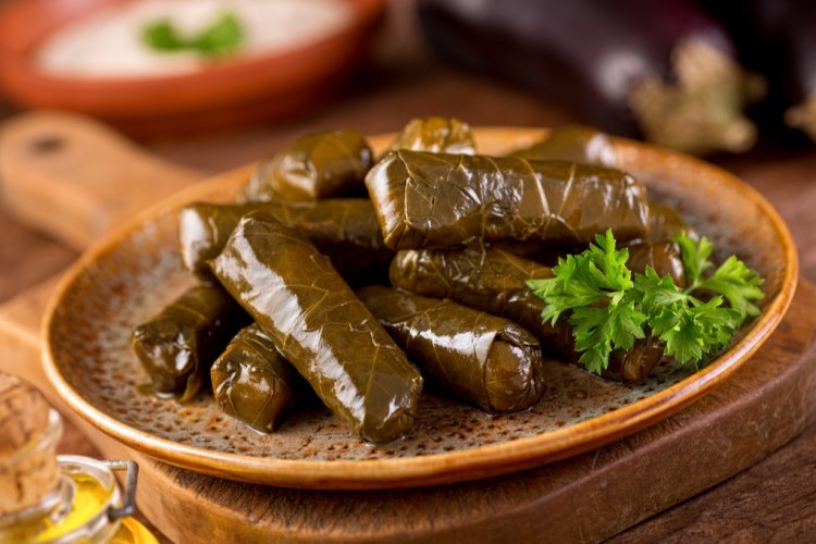 ورق عنب بالزيت بدون لحم