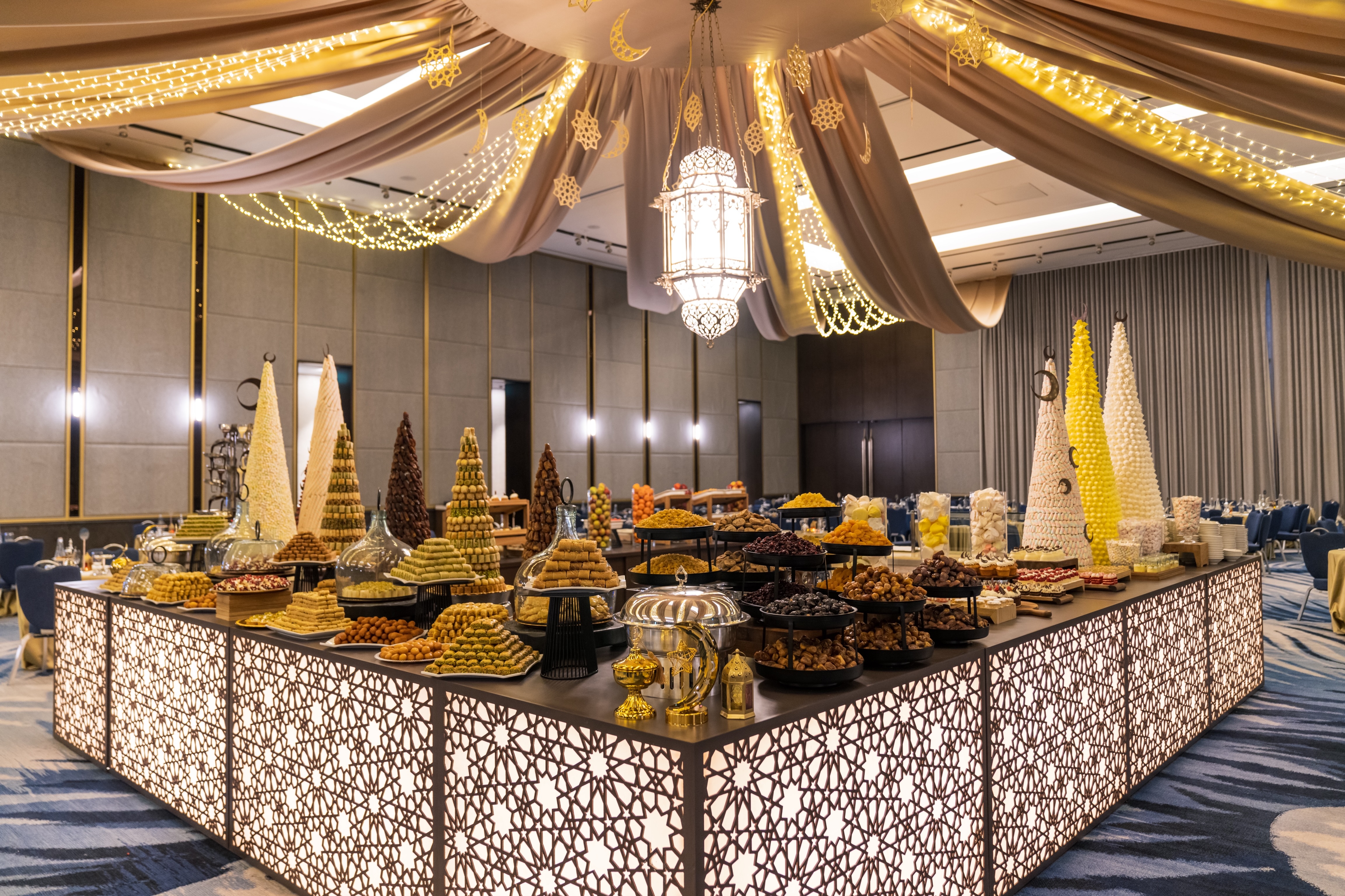 Food offerings from the life of Ramadan