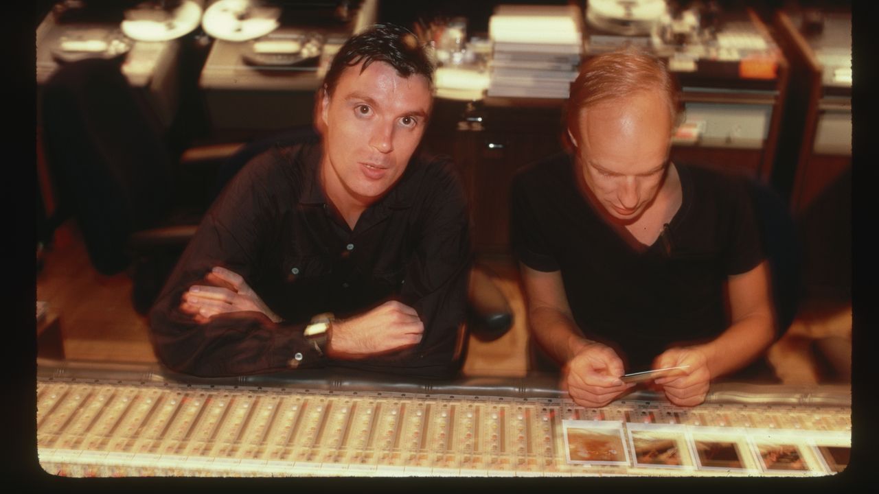 David Byrne and Brian Eno Reunite for New Song “T Shirt”: Listen